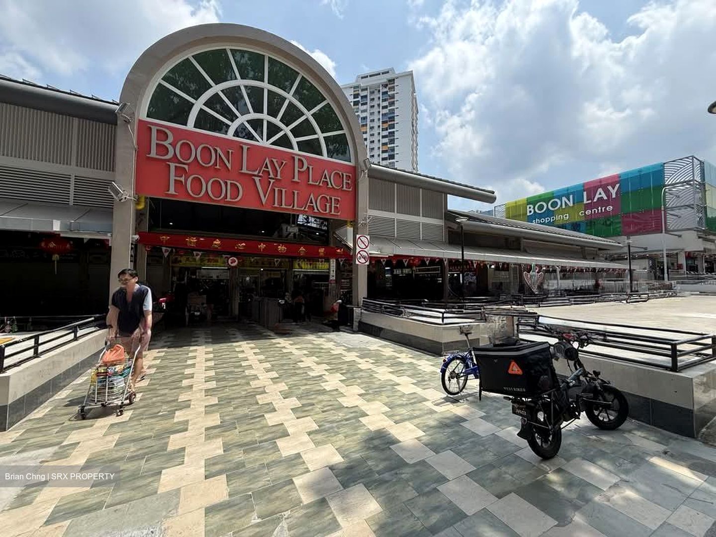 Boon Lay Shopping Centre (D22), Retail #601930371